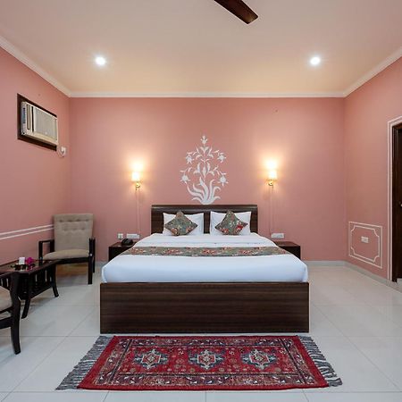 Nine Palms Resort Dźajpur Zewnętrze zdjęcie