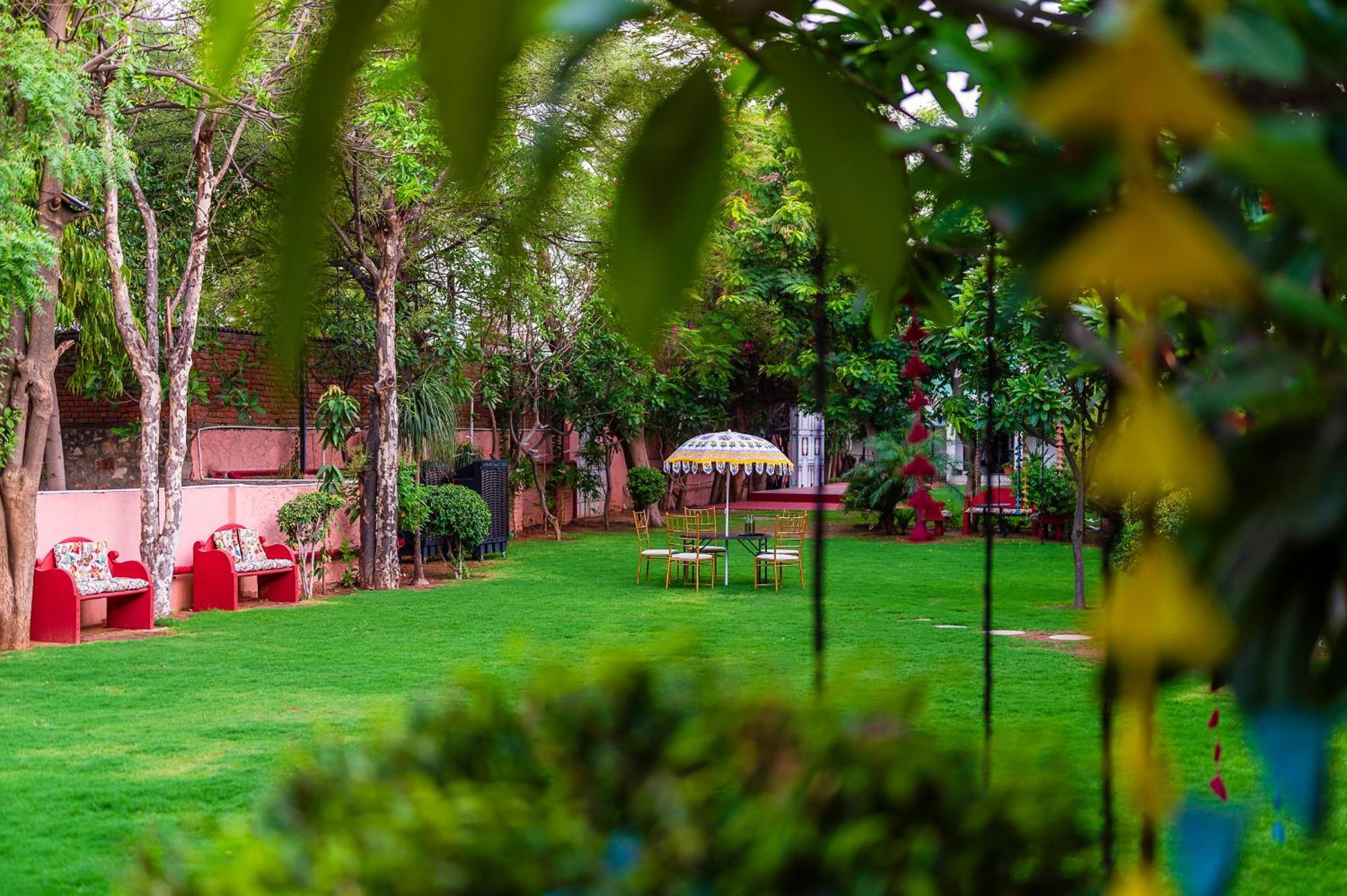 Nine Palms Resort Dźajpur Zewnętrze zdjęcie